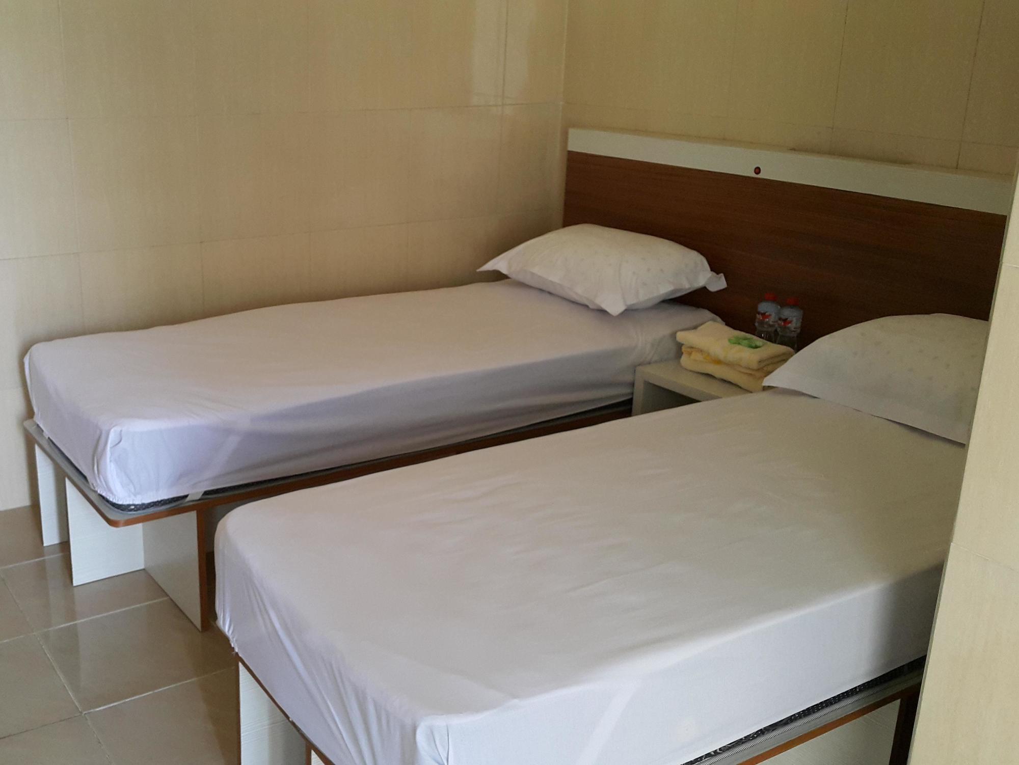 Lojejer Ambulu Hotel מראה חיצוני תמונה